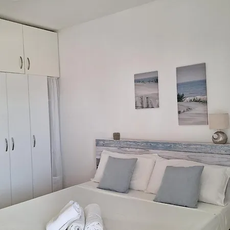 Apartment M&r Eden *